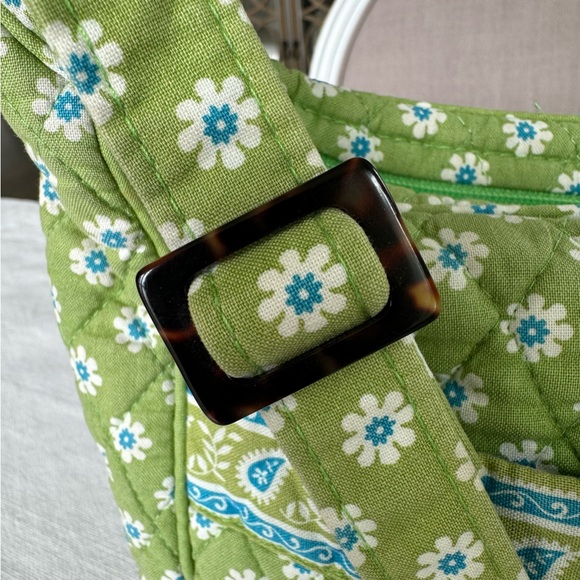 Vera Bradley Quilted Green Apple Floral Paisley Shoulder Bag Green White Blue - Picture 8 of 11